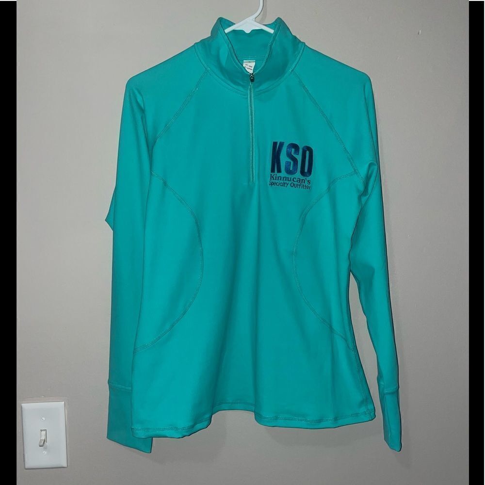 Kinnucan’s Specialty Outfitter quarter zip pullover size L